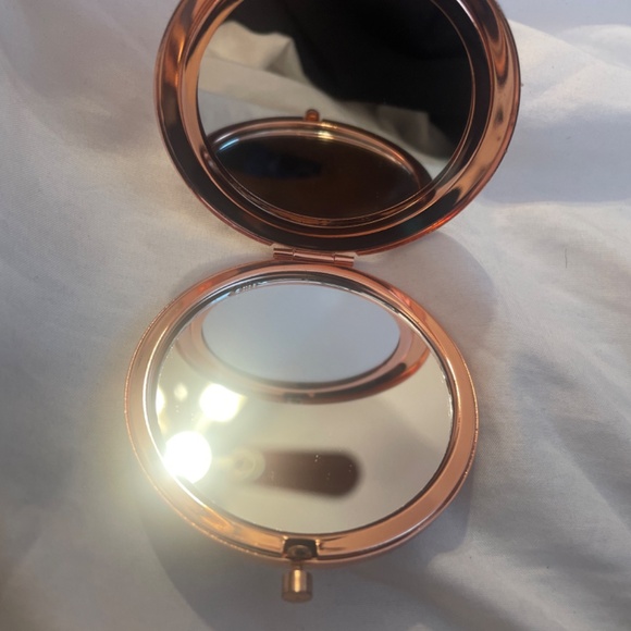 Bridesmaid Pocket Mirror - Picture 3 of 4